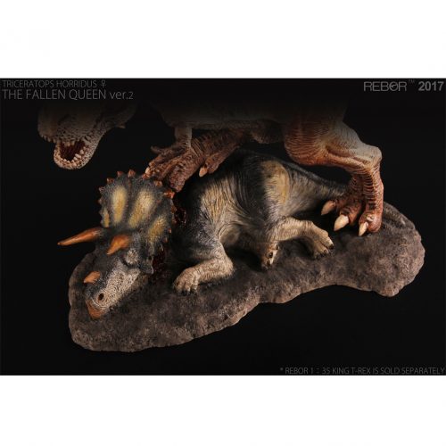 Rebor Fallen Queen (Triceratops) dinosaur model.