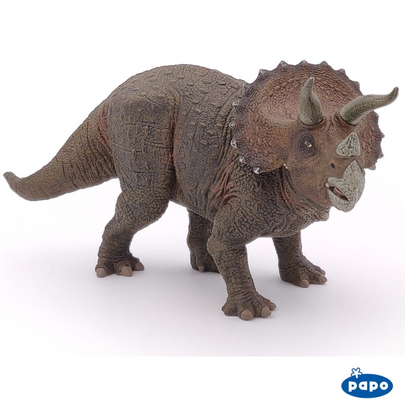 dinosaur that looks similar to triceratops