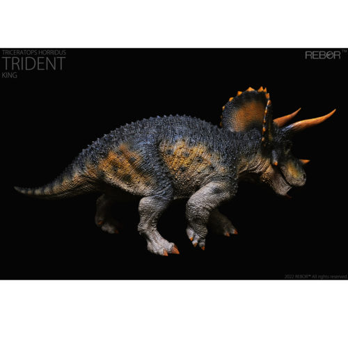 1:35 scale Triceratops dinosaur model